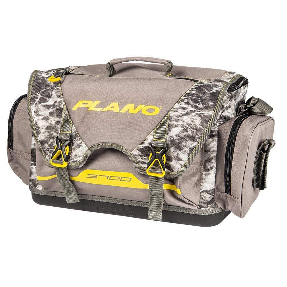 Plano Qualifies for Free Shipping Plano B-Series 3700 Mossy Oak Manta #PLABB3701
