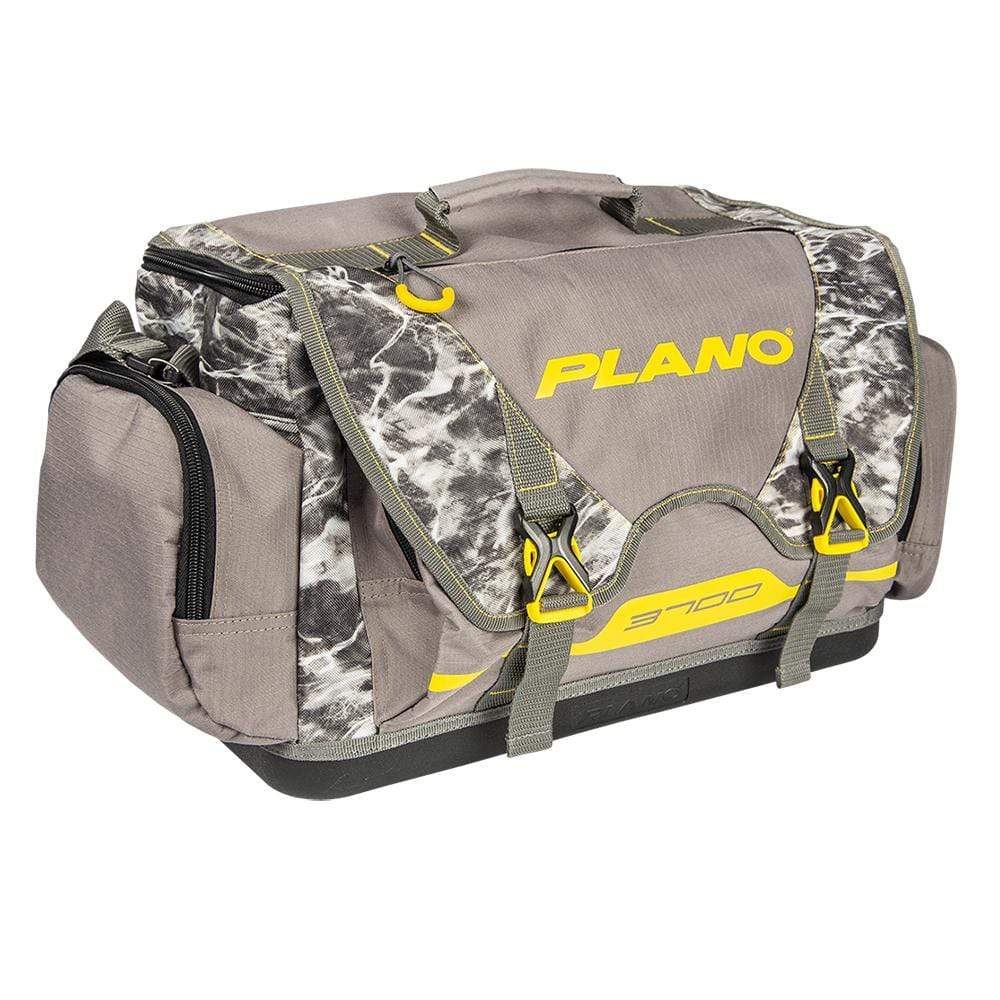 Plano Qualifies for Free Shipping Plano B-Series 3700 Mossy Oak Manta #PLABB3701