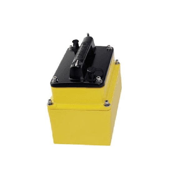 Simrad Qualifies for Free Shipping Simrad M260 9-Pin In-Hull #000-13914-001