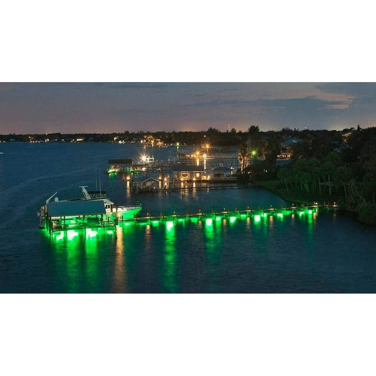 Hydro Glow Qualifies for Free Shipping Hydro Glow 200w LED Underwater Dock Light 50' Cord Green #SF200G
