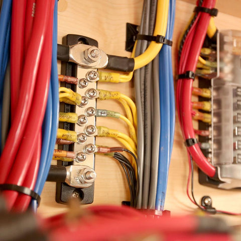 Blue Sea System Qualifies for Free Shipping Blue Sea 150a Common BusBar 10 x #8-32 Screw Terminal #2301